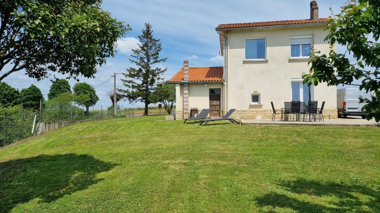 Gite Du Vignoble Puisseguin المظهر الخارجي الصورة